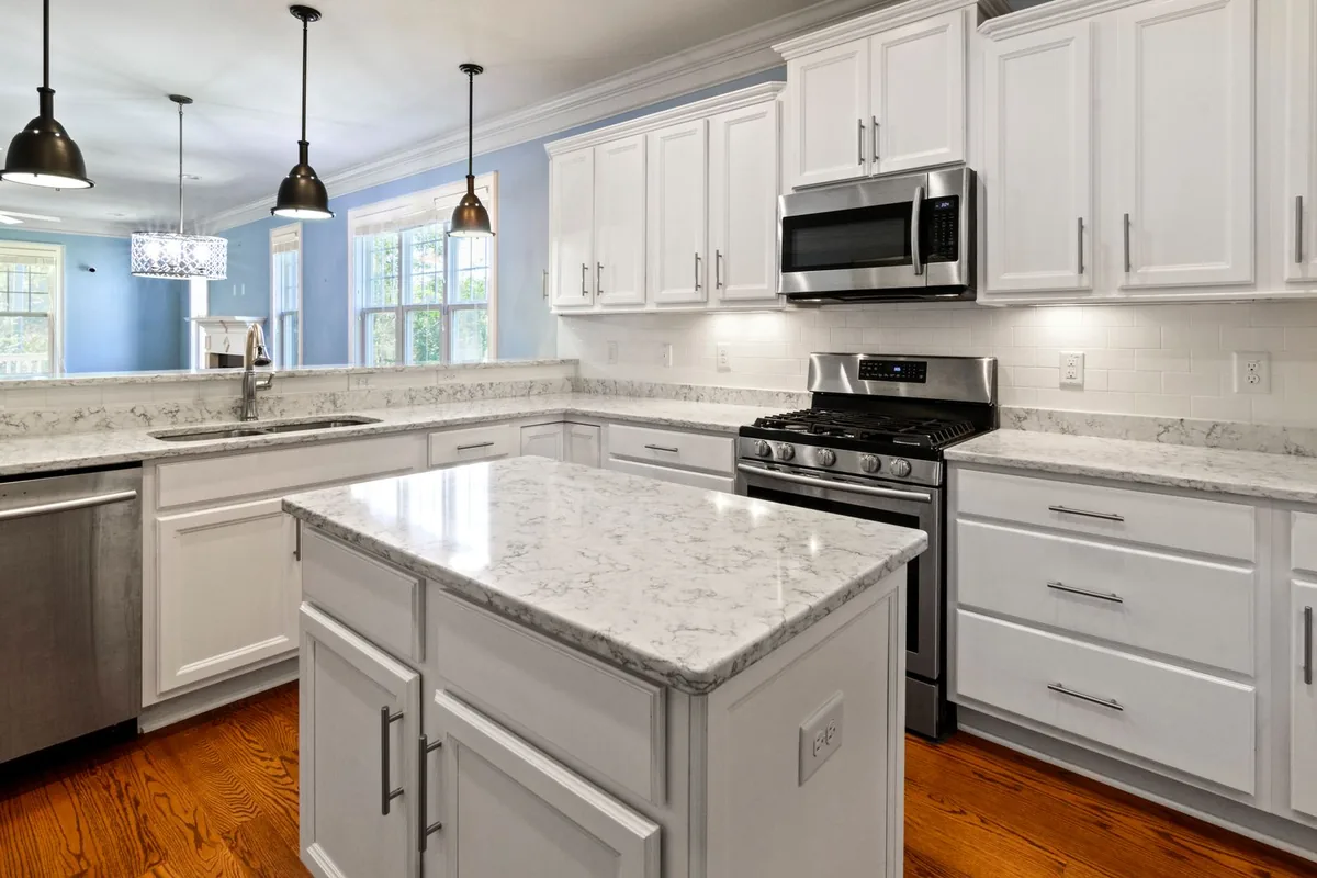 Filth & Squalor Cleanup in Mill Plain, CT